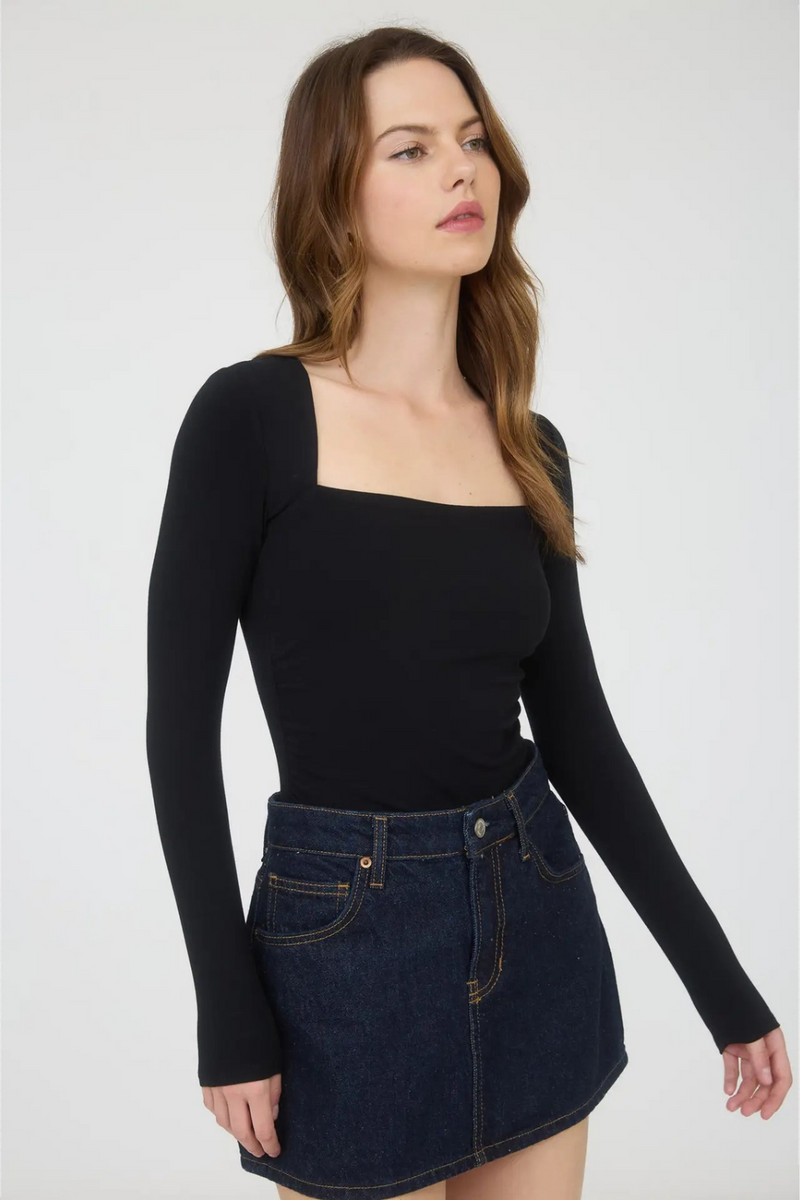 Square Neck Long Sleeve Knit Shirt