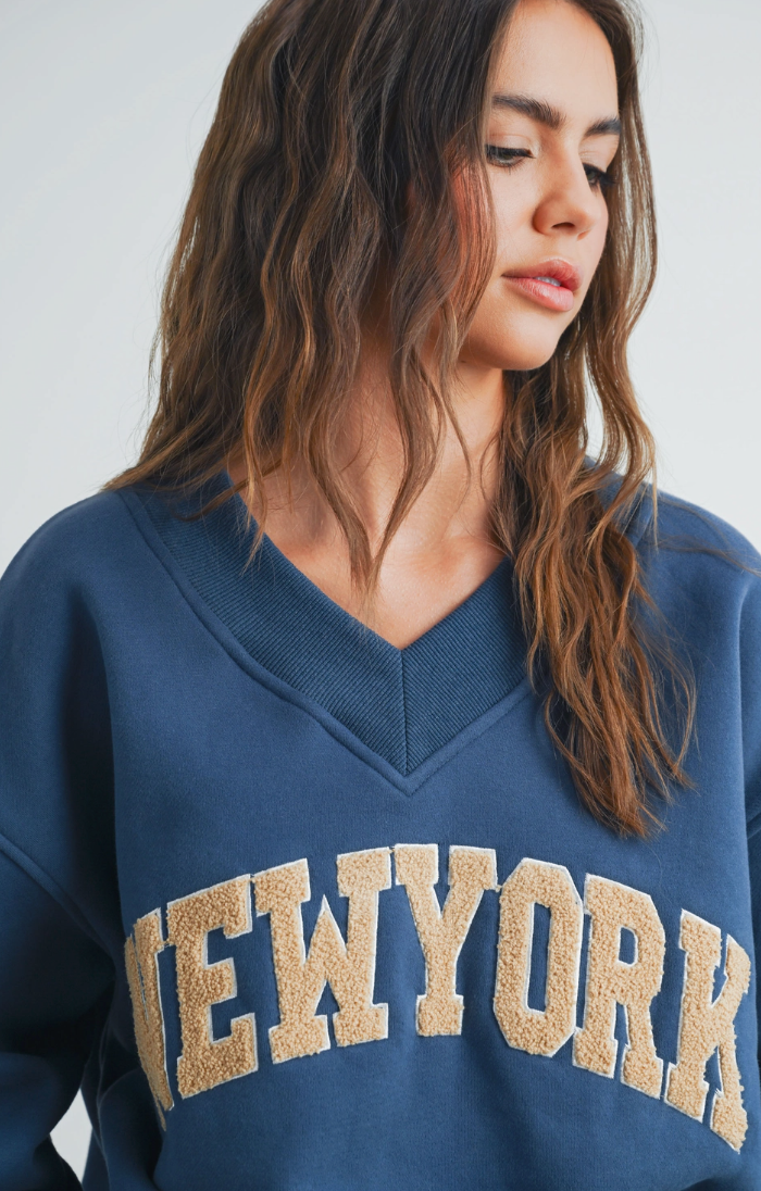 New York V-Neck Sweatshirt