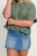 Round Neck Cable Knit Short Sleeve Sweater